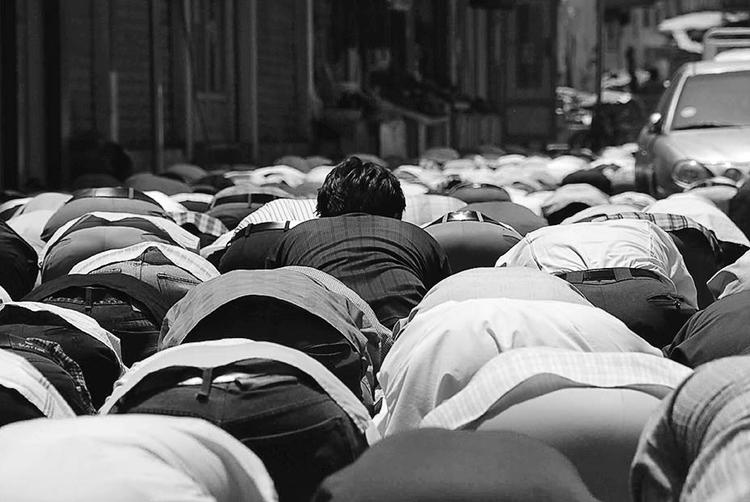 Prayer Time at the Souq