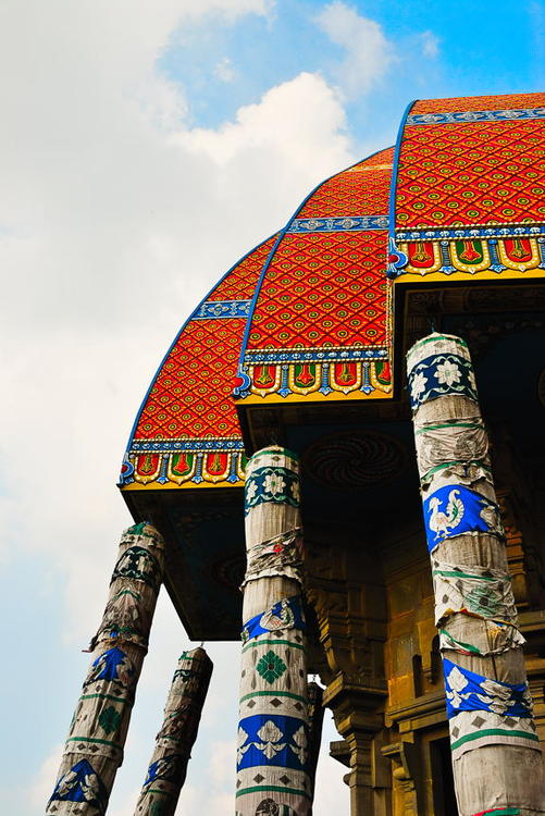 Valluvar Kottam Stone Chariot